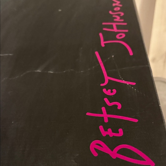 Betsey Johnson Women's Size 10
Declaan Tall Boots Purple Tweed
Rhinestone Heels - Picture 5 of 6